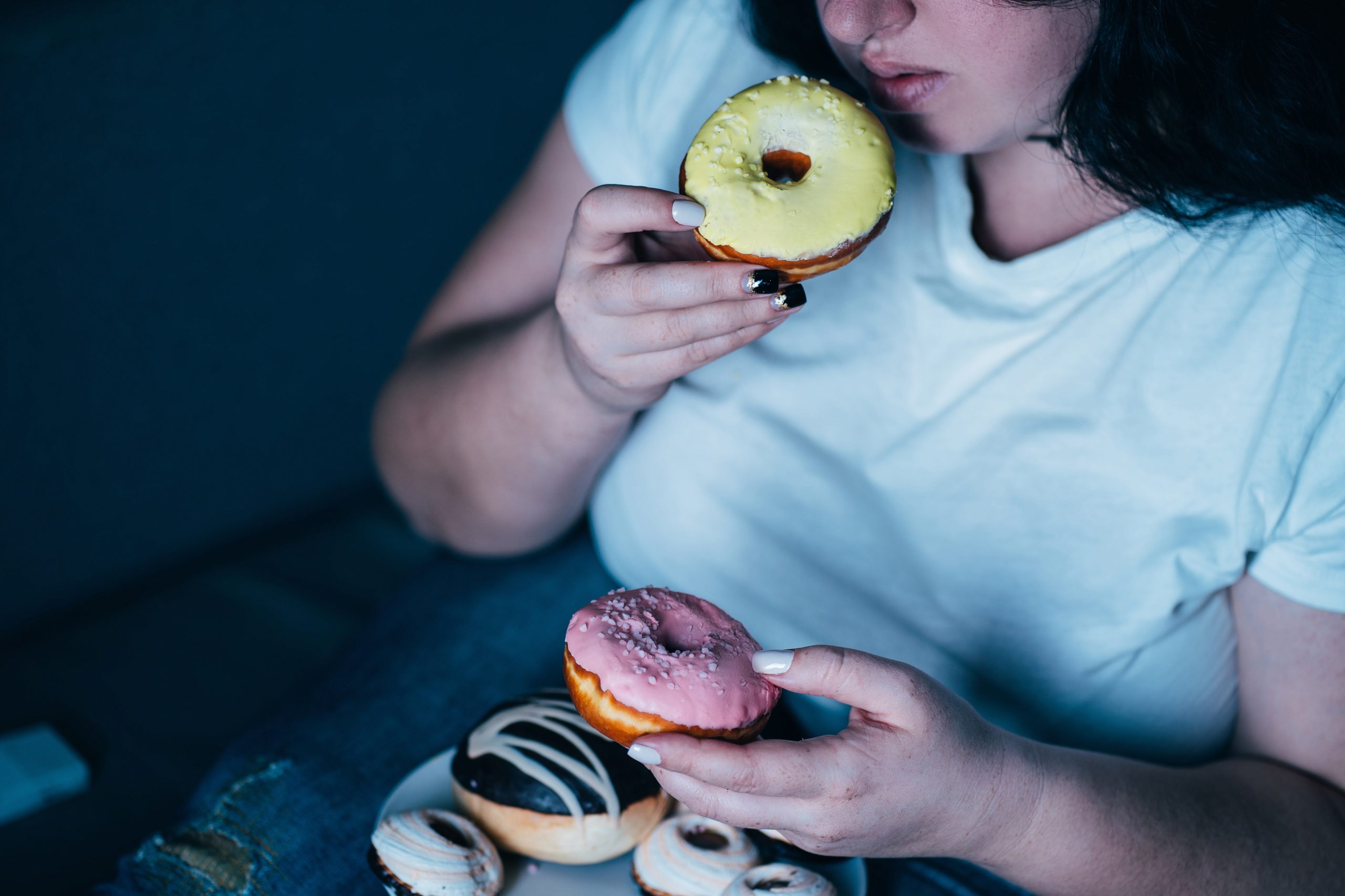 Emotional,Eating,,Mental,Disorder,,Depression,,Loneliness,,Stress.,Lonely,Woman,Eating Cognitive Behavioural Therapy